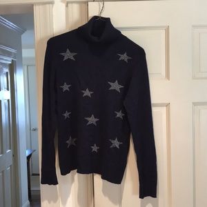 Women’s Retrology turtleneck, navy blue, with stars, Excellent condition, medium